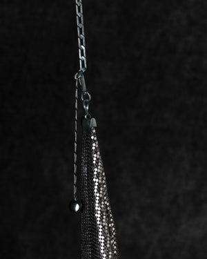 Leela Hug Bag Matte Gunmetal