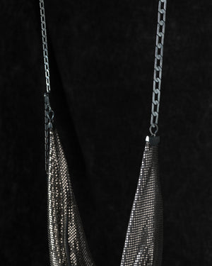 Leela Hug Bag Matte Gunmetal