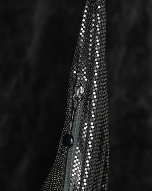 Leela Hug Bag Matte Gunmetal