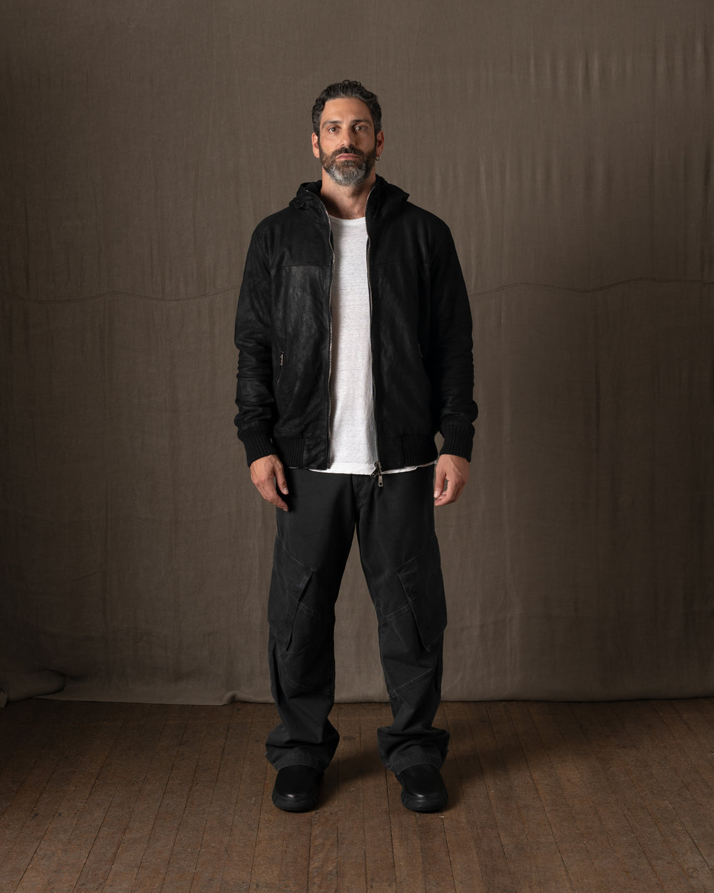 Hooded Leather Jacket Nero GU26F14096SUWX