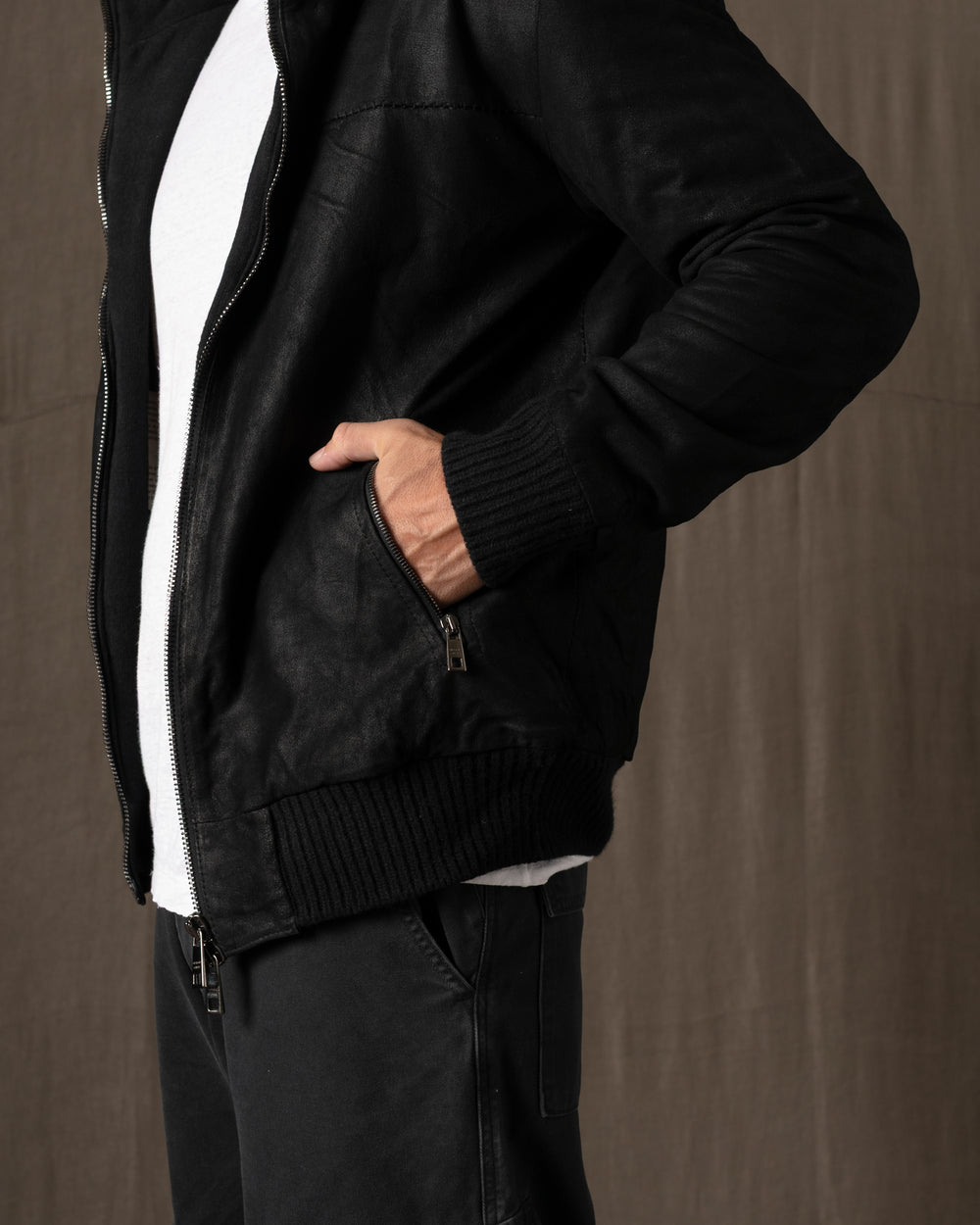 Hooded Leather Jacket Nero GU26F14096SUWX