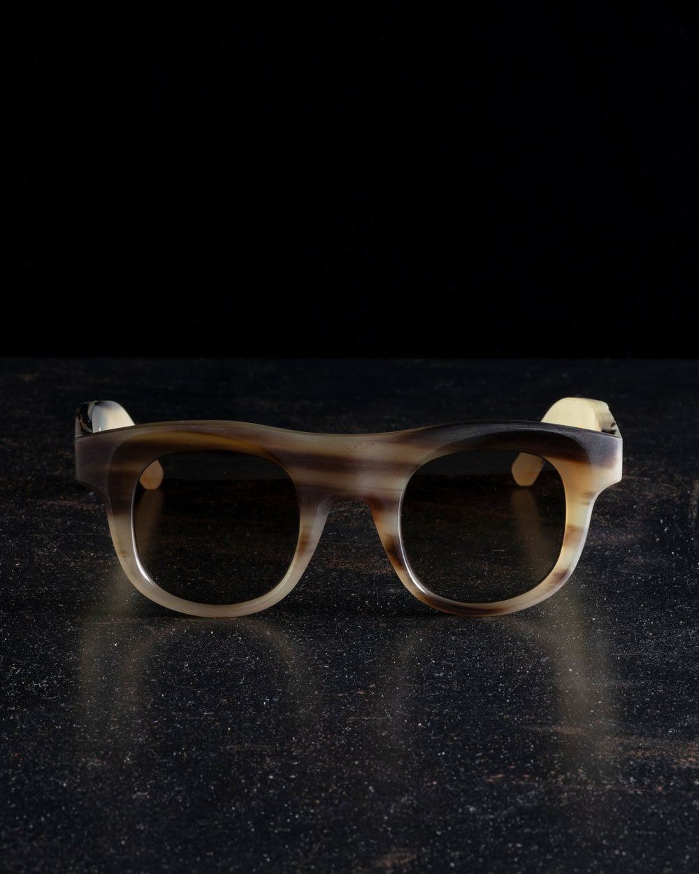 RG00UW20 Sammy Camo Horn x Bronze Gradient Lens