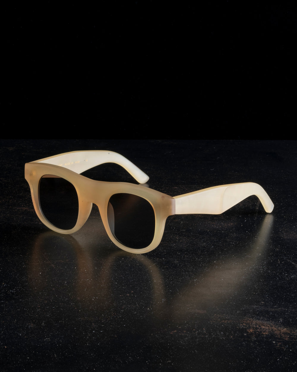 RG00UW20 Sammy Amber Horn x Bronze Blue Lens