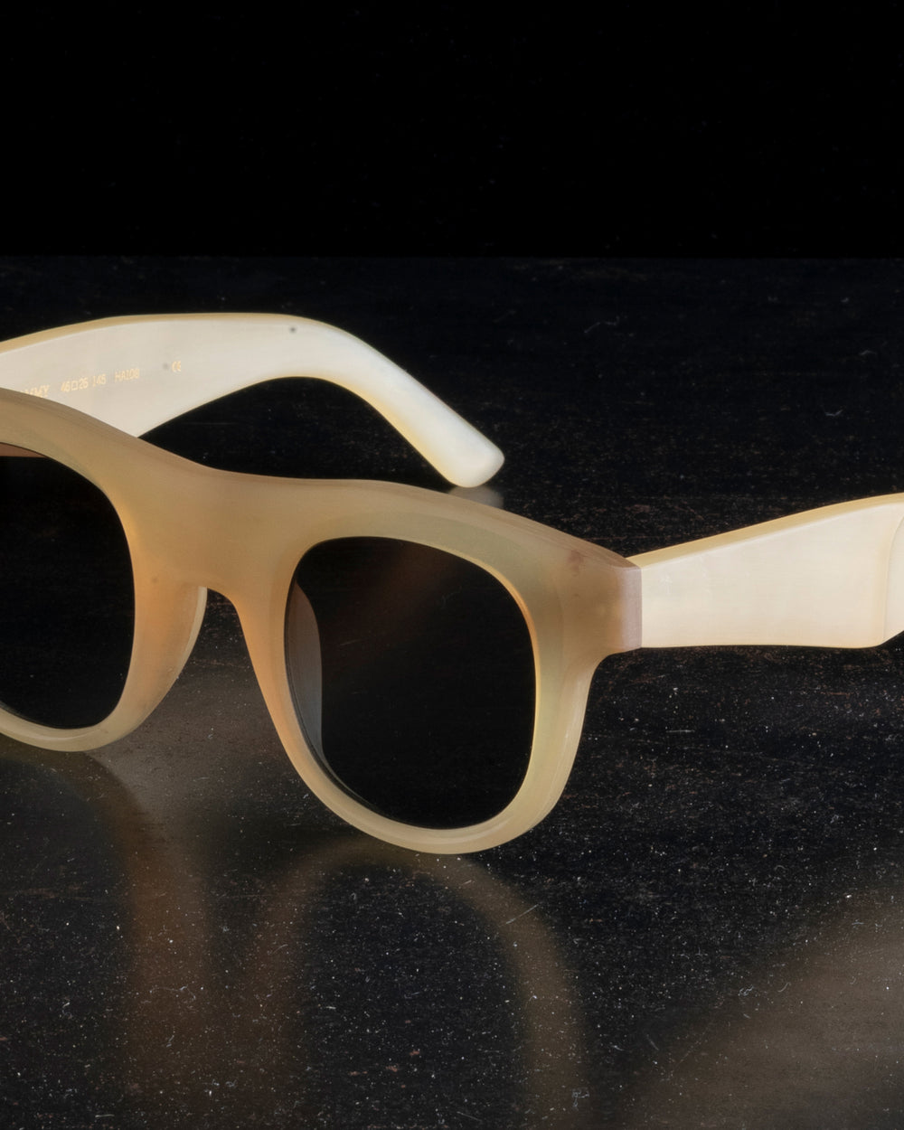 RG00UW20 Sammy Amber Horn x Bronze Blue Lens