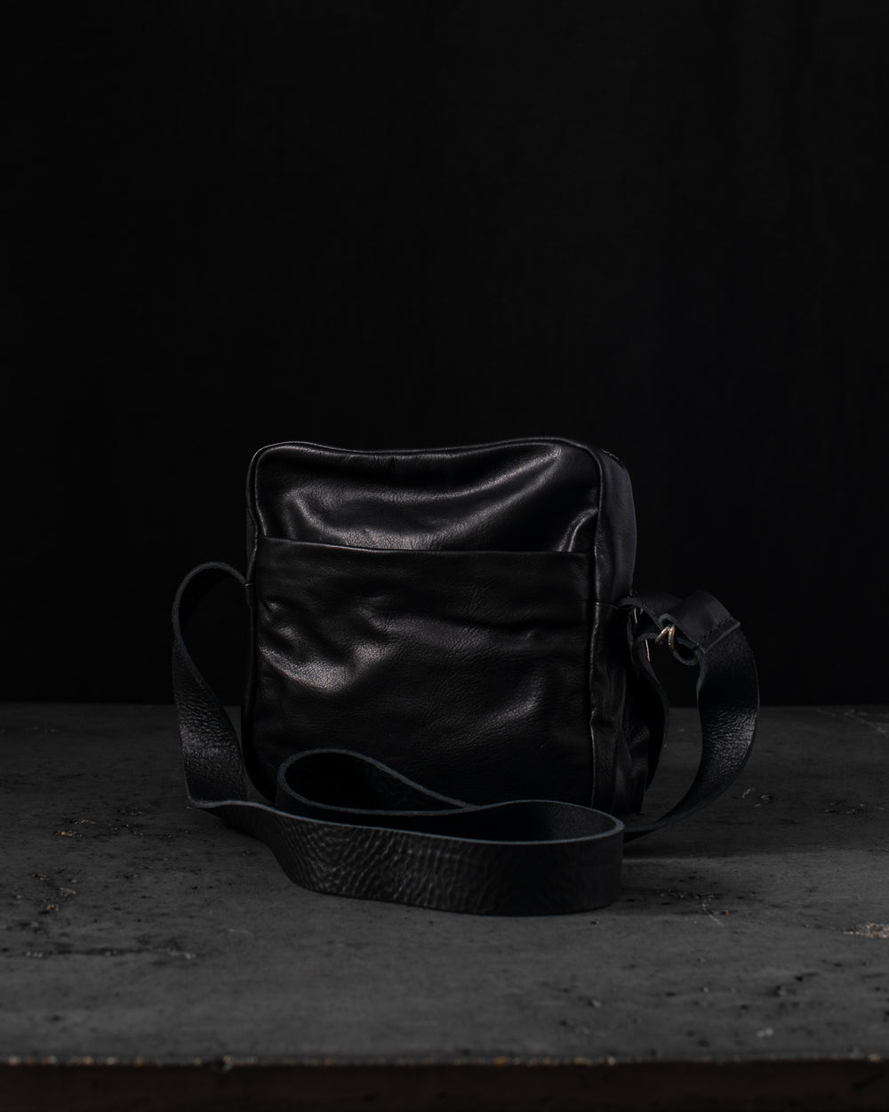 DANIELE BASTA】 BULL LEATHER 2WAY BACKPACK DB683 – QUADRATO