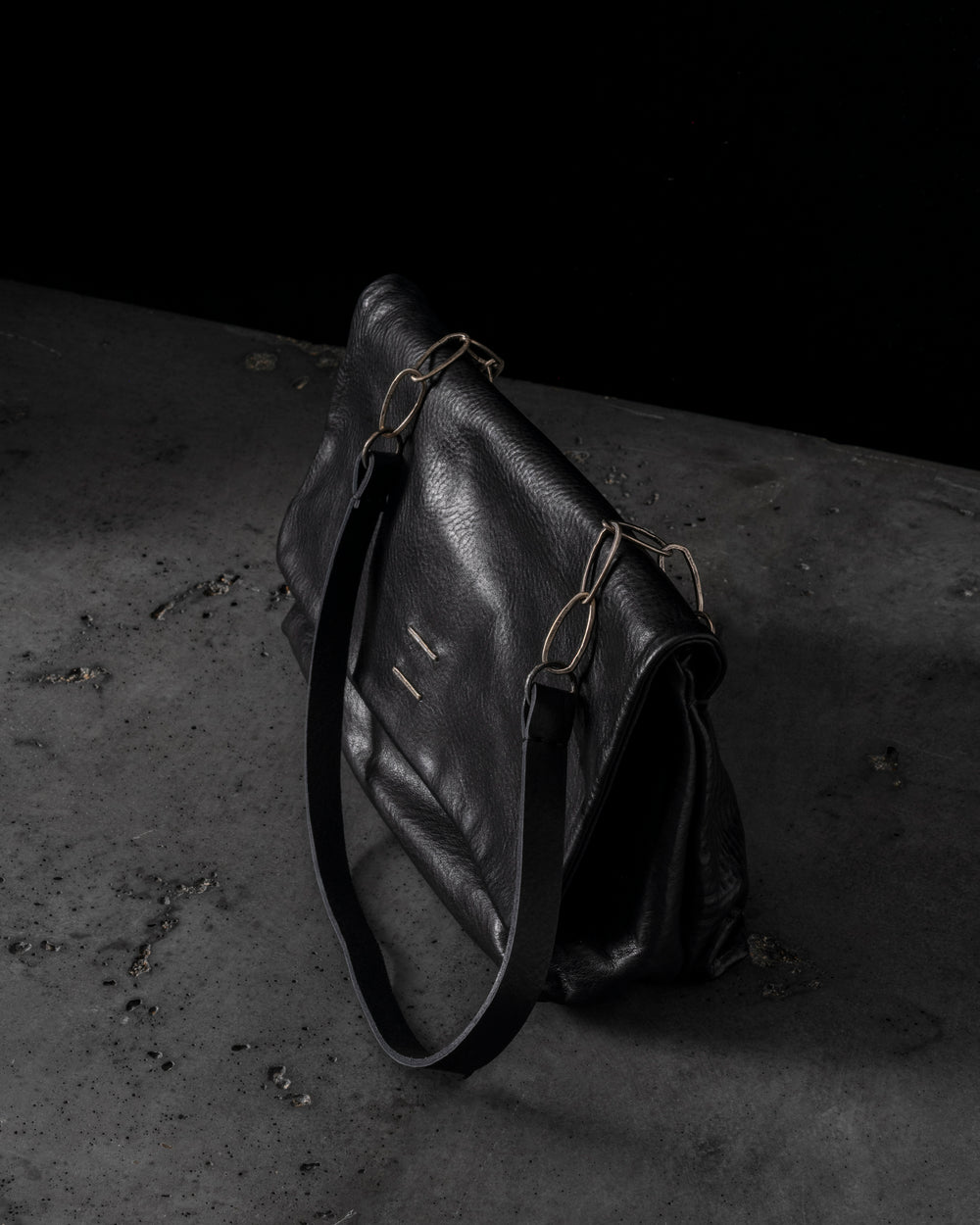 Deng S Handbag Black