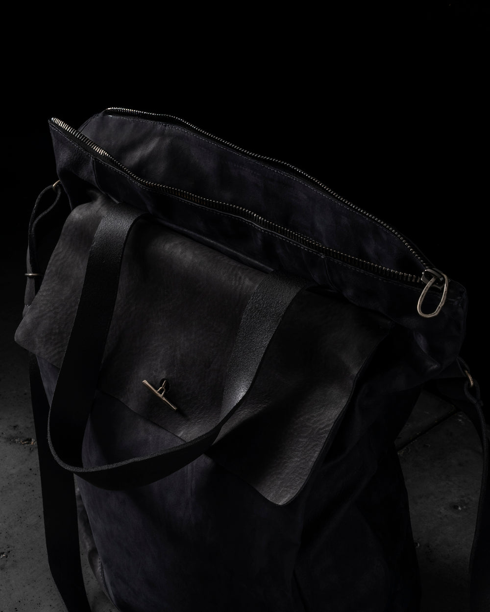 Erebus Bag Black