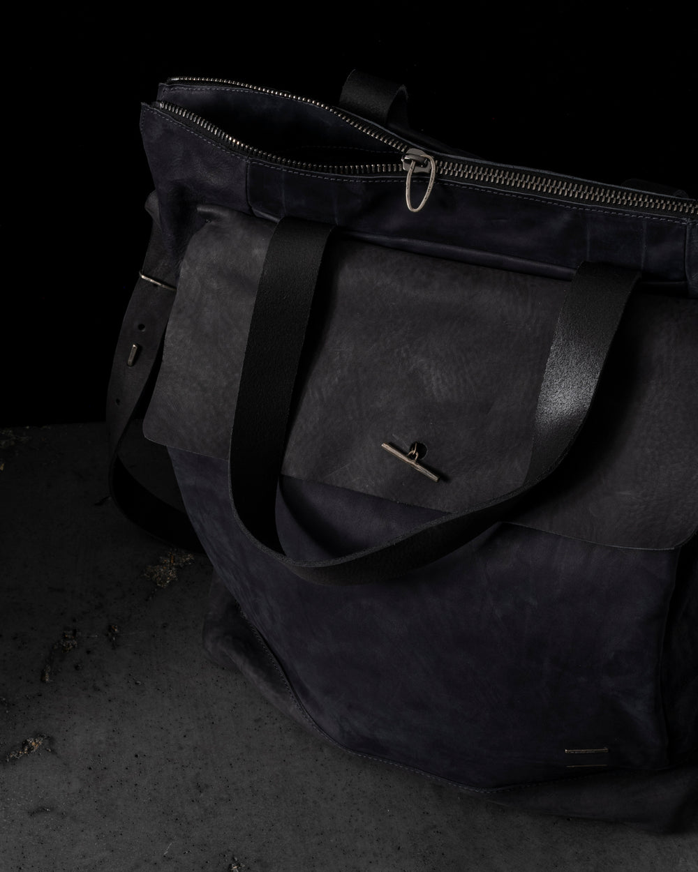 Erebus Bag Black