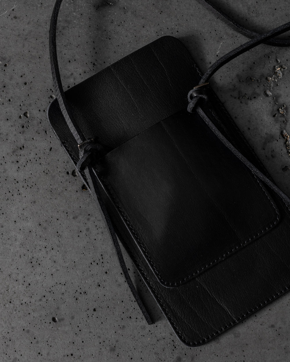 Pully TP Case Black