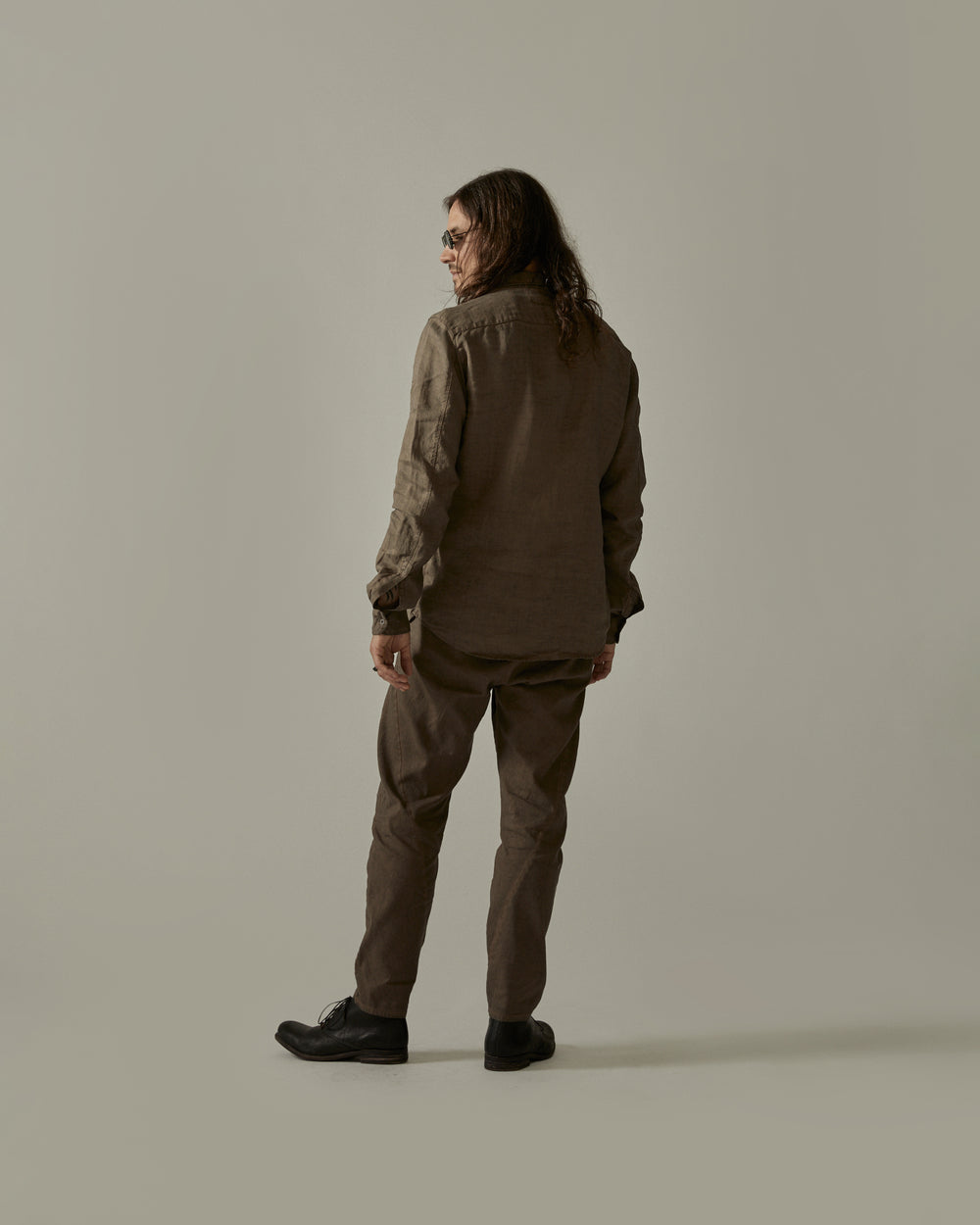 Back Yoke Slim Shirt Brown