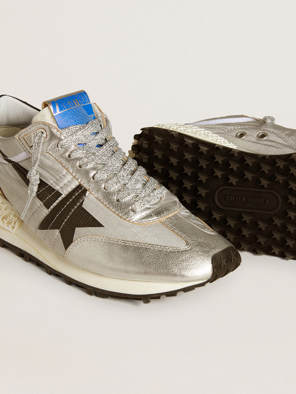 Women’s Running Marathon w/ Silver Ripstop Nylon Upper and Black Star