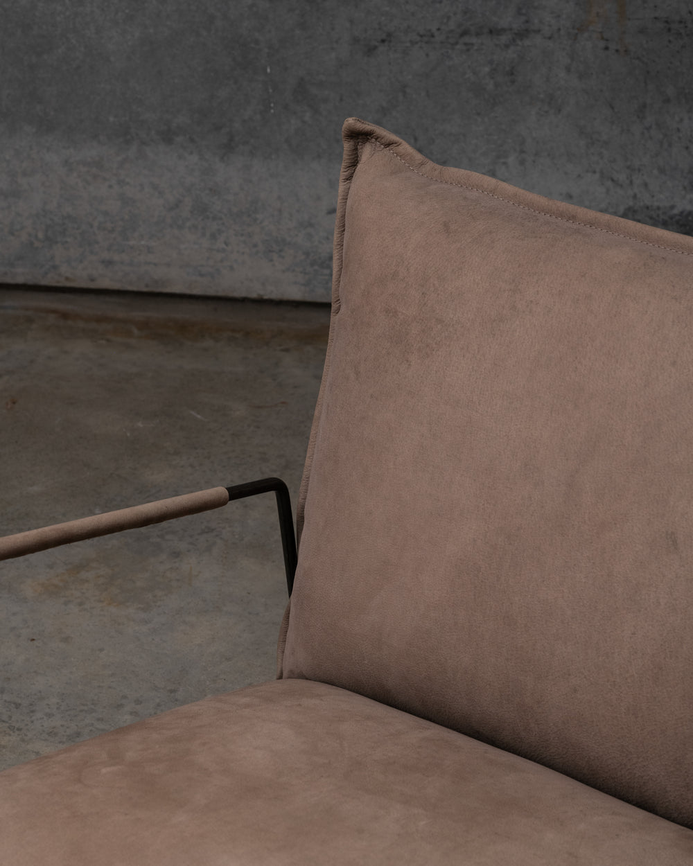 Earl Chair Old Glory Frame - Aurula Stone