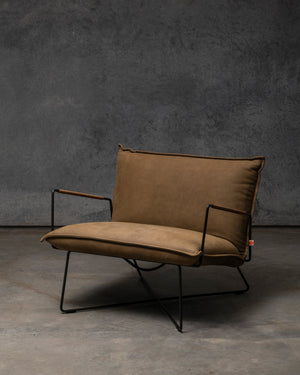 Earl Chair Old Glory Frame - Aurula Bisque