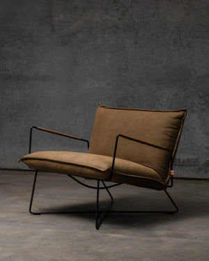 Earl Chair Old Glory Frame - Aurula Bisque