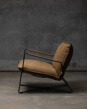 Earl Chair Old Glory Frame - Aurula Bisque