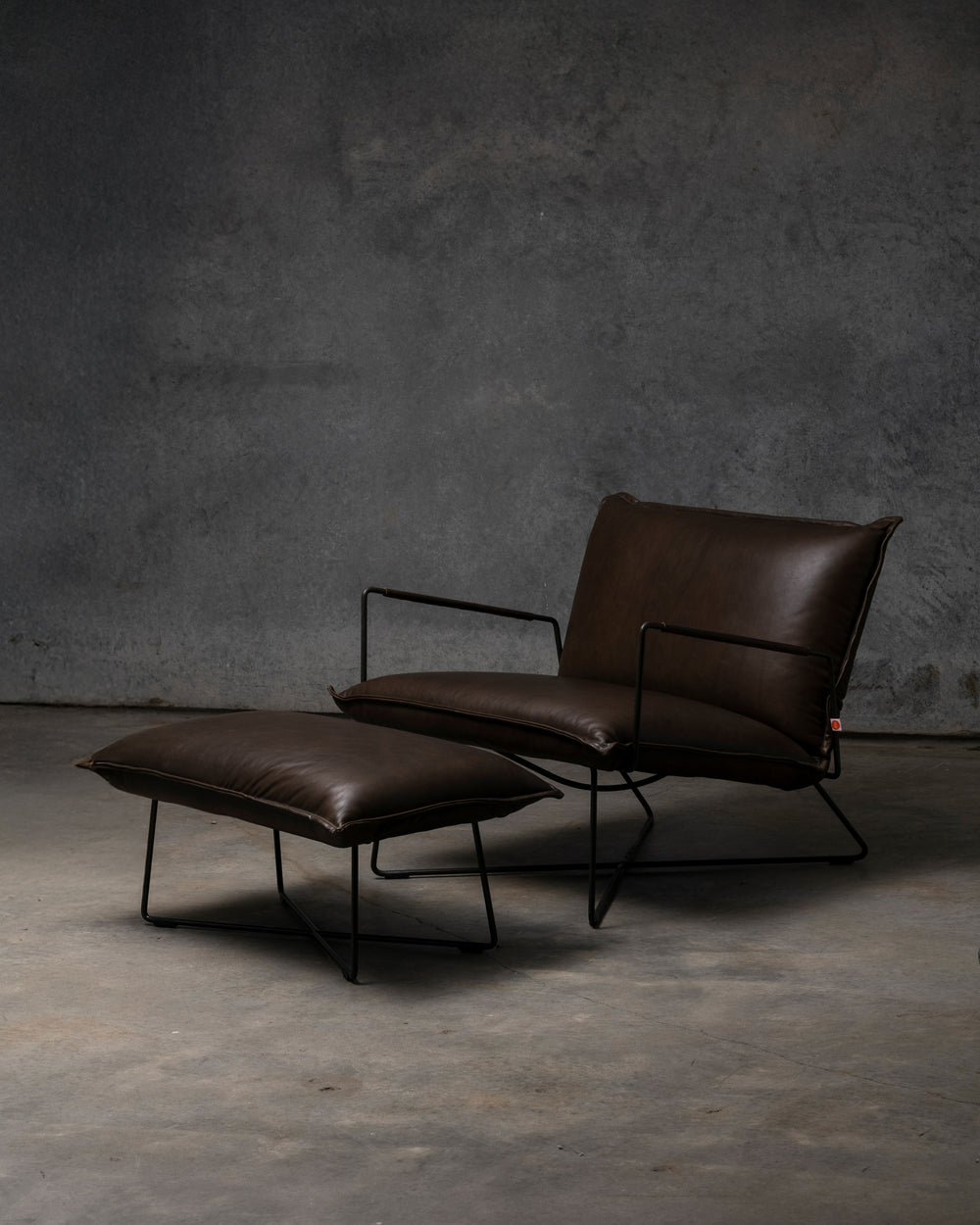 Earl Chair Old Glory Frame - Luxor Grey