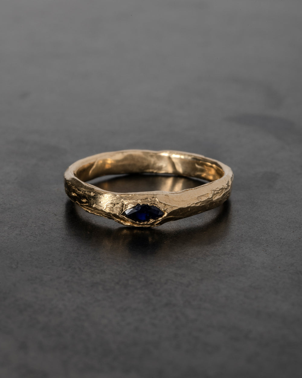 Small Argus Ring - Blue Sapphire