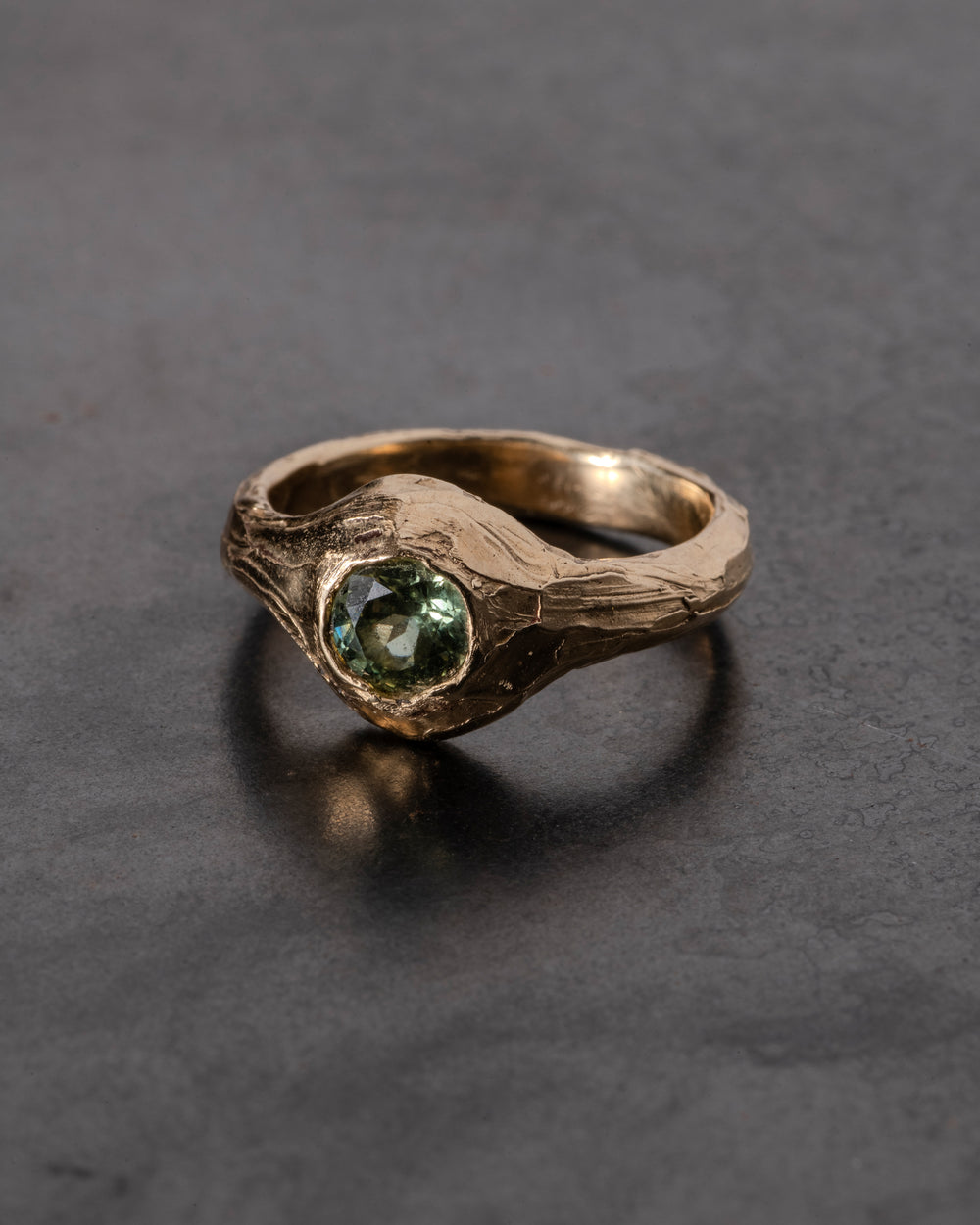 Pool of Reflection Ring Gold w/ Teal Sapphire