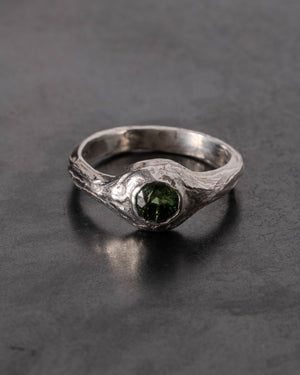 Pool of Reflection Ring Silver w/ Teal Sapphire