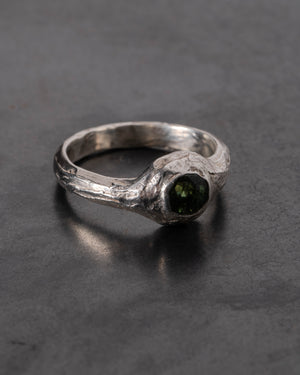 Pool of Reflection Ring Silver w/ Teal Sapphire