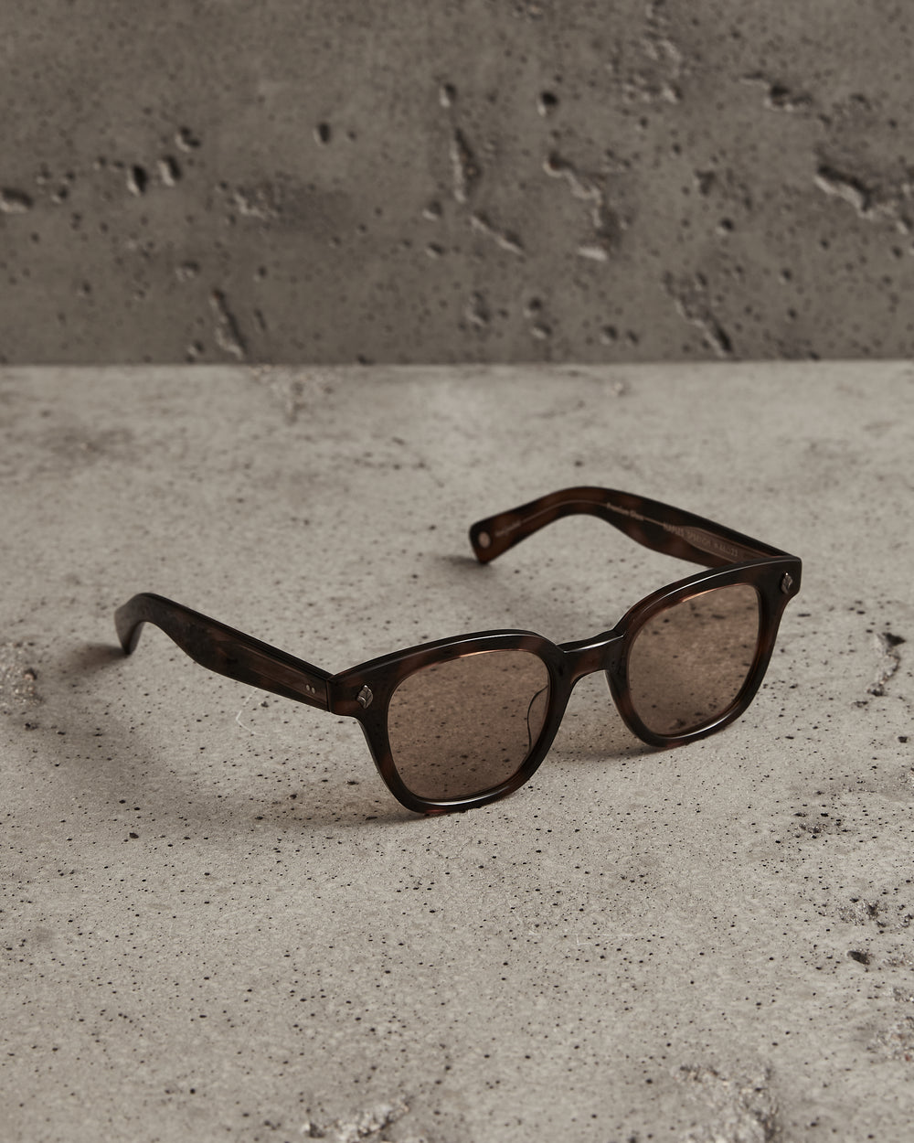 Naples Sun Spotted Brown Tortoise / Pure Maple Lens