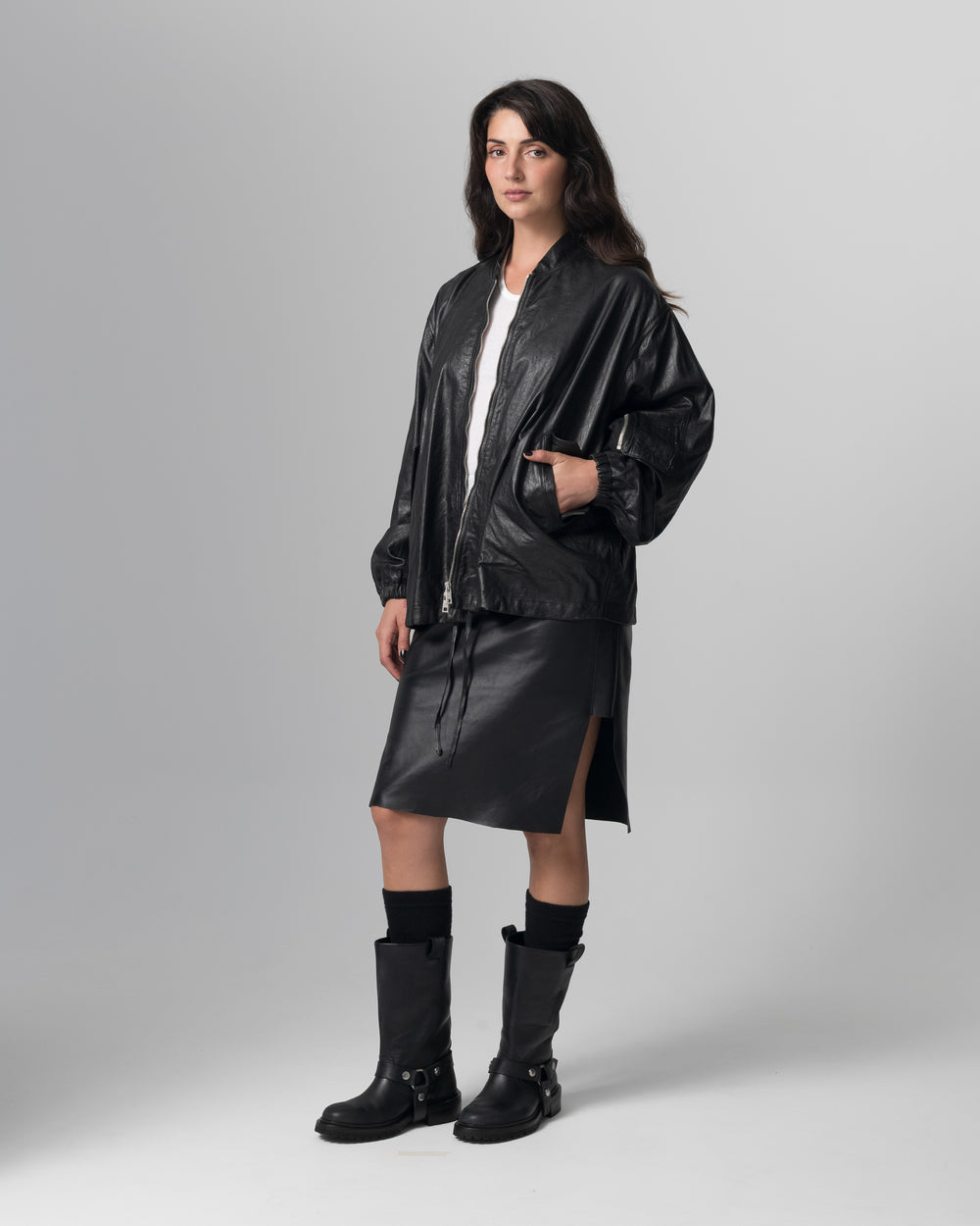 Oversized Bomber Leather Jacket Nero GD26S25059STPY
