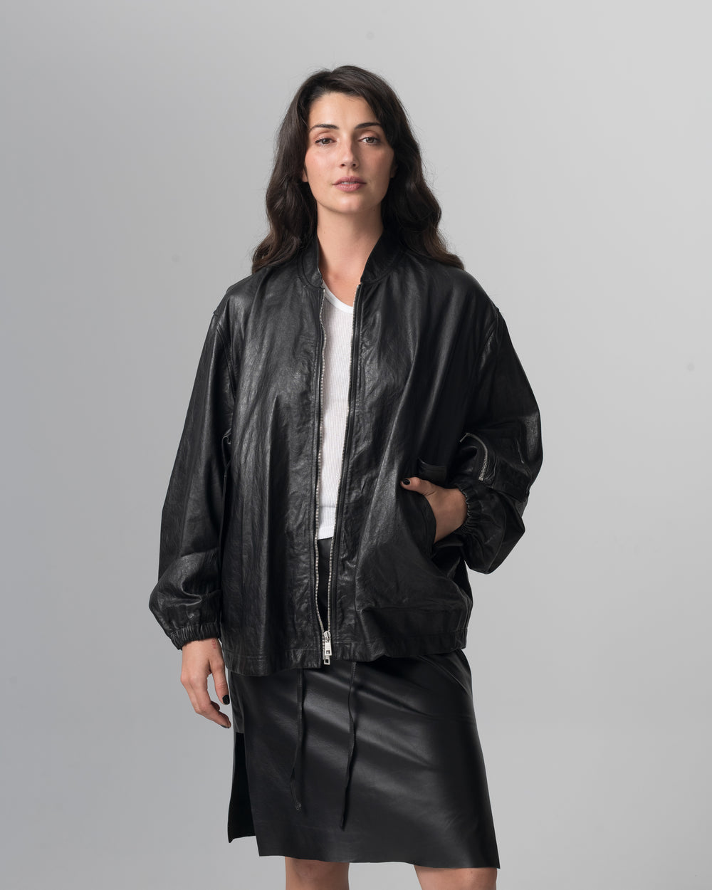 Oversized Bomber Leather Jacket Nero GD26S25059STPY