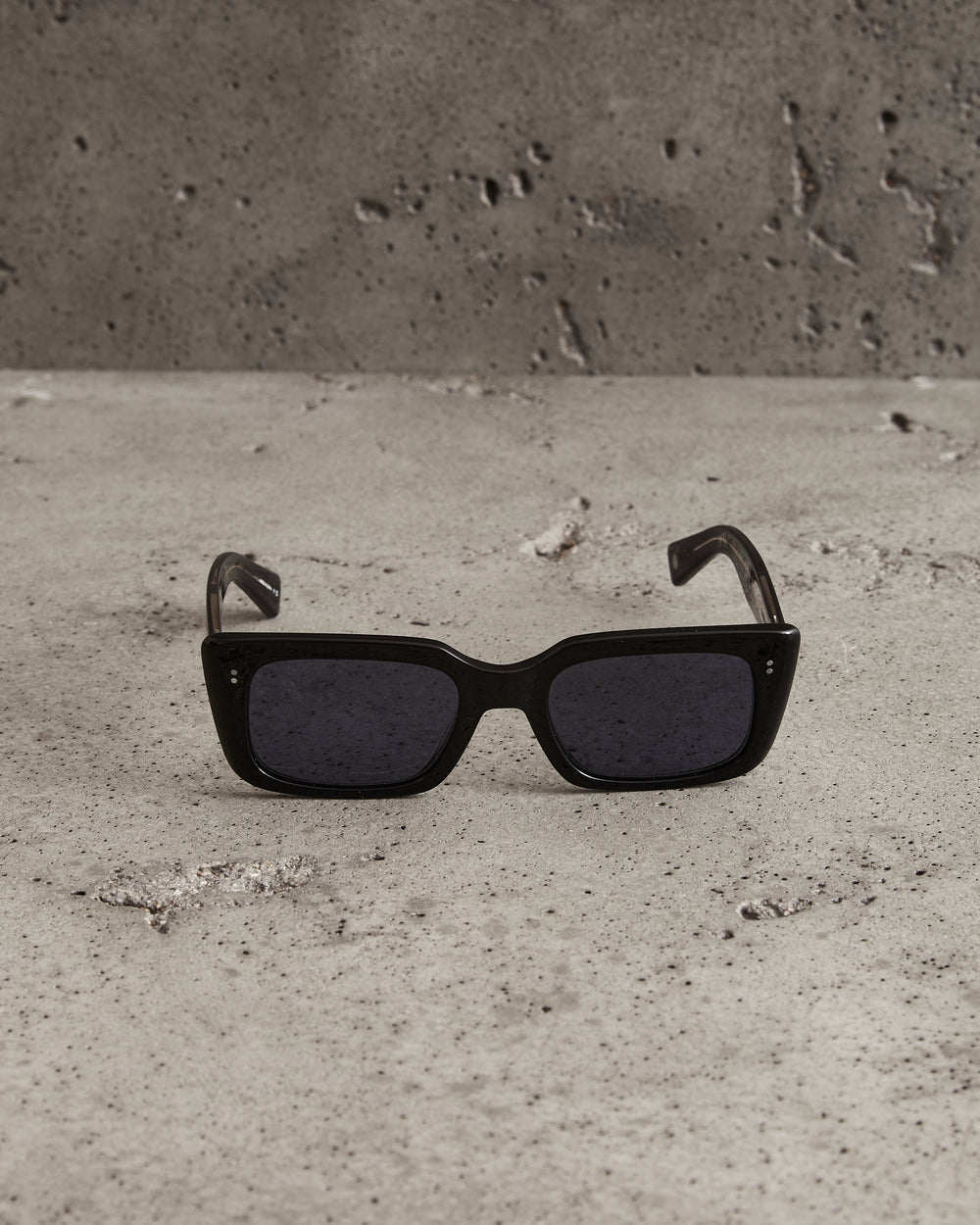 GL 3030 Sun Black / Semi Flat Navy Lens