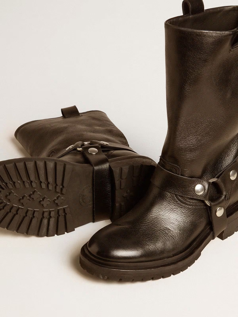 Kurt Boots in Glossy Leather w/ Silver Buckle and Studs Black