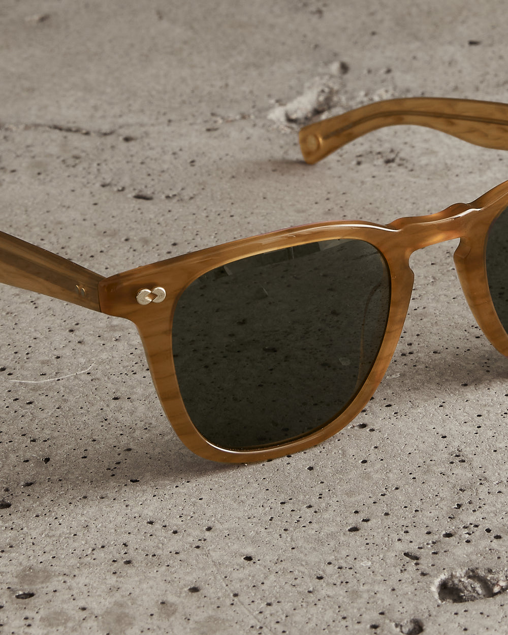 Brooks X Sun Butterscotch / Pure Green Lens