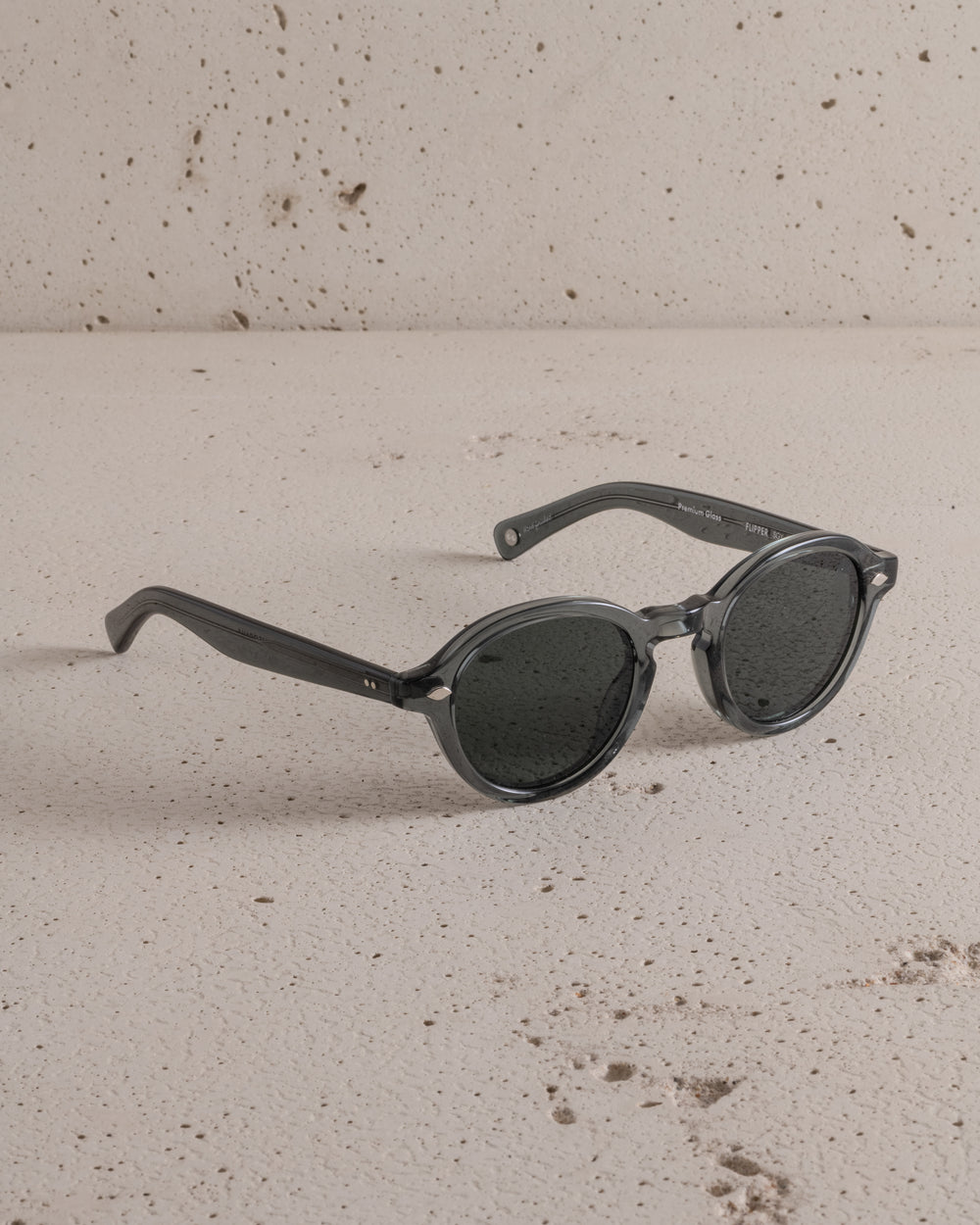 Flipper Sun Sea Grey / Semi Flat Pure Blue Smoke