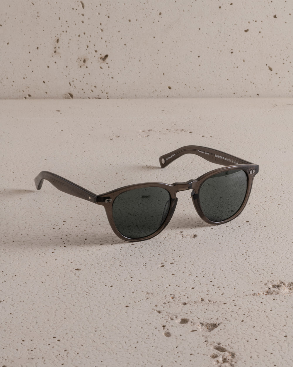 Hampton X Sun Black Glass / Pure Blue Smoke