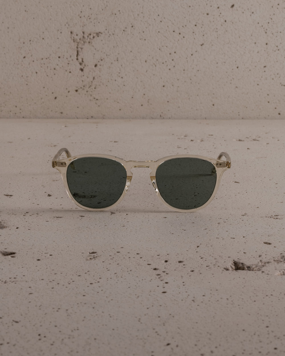 Hampton Sun  Pure Glass / Semi-Flat Pure Blue Smoke Polar