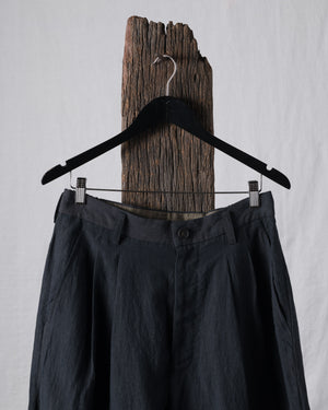 Hand-Dyed Pleated Tapered Linen Canvas Trousers
