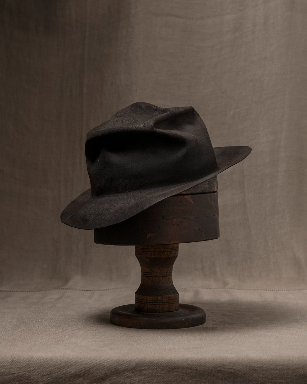 BHDS006 Beaver Fur Felt - Black HB