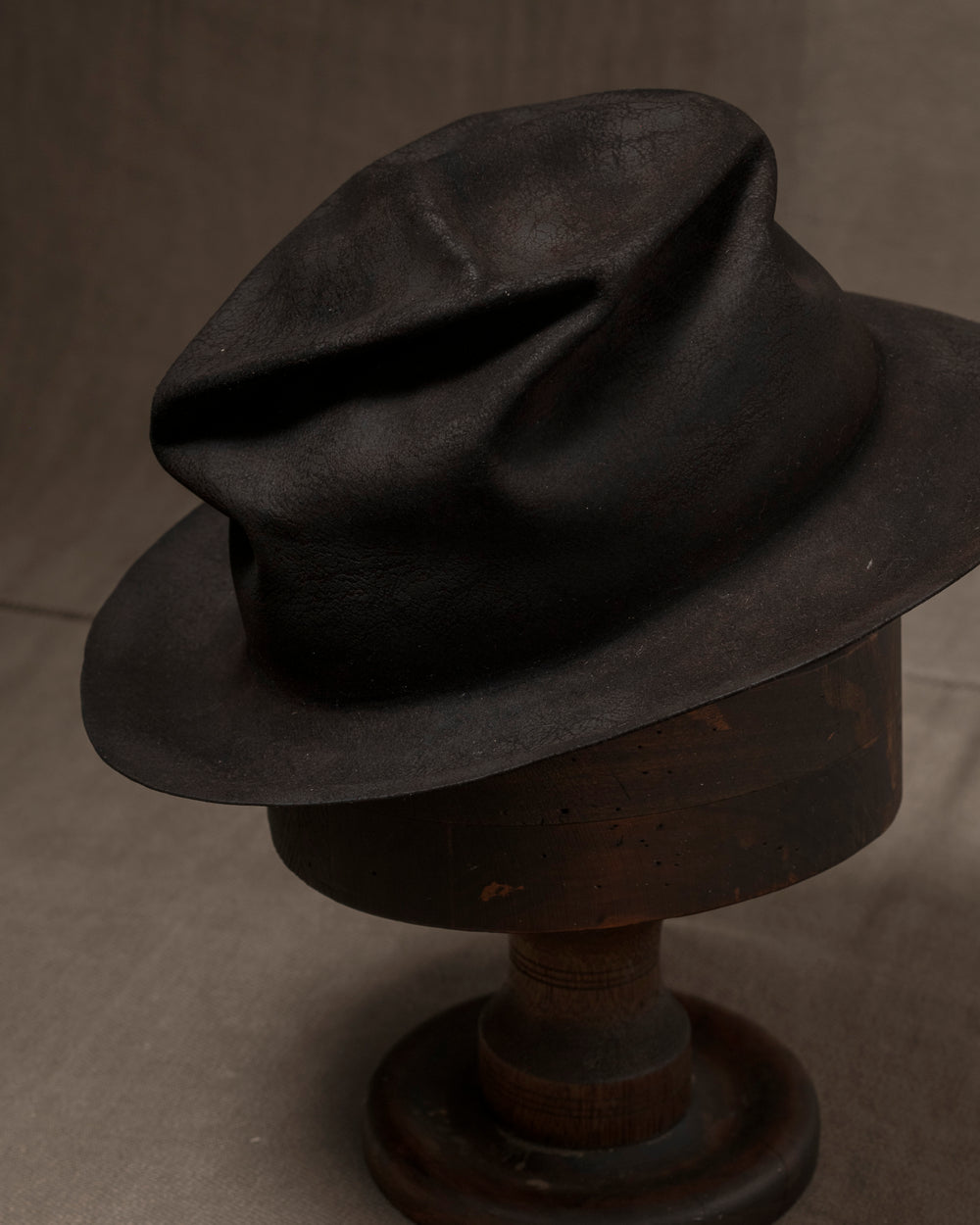 BHDS006 Beaver Fur Felt - Black HB