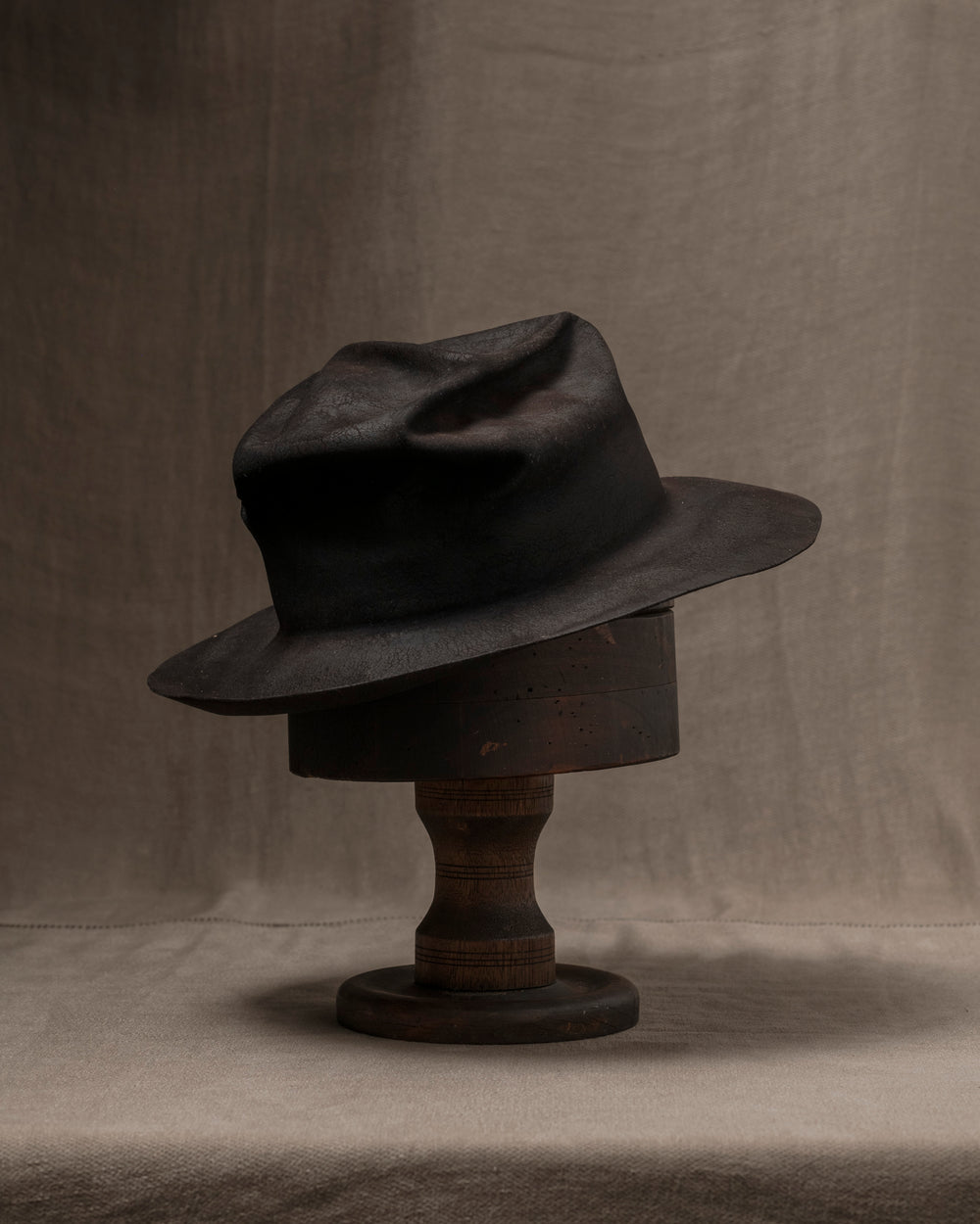 BHDS008 Beaver Fur Felt - Black HB