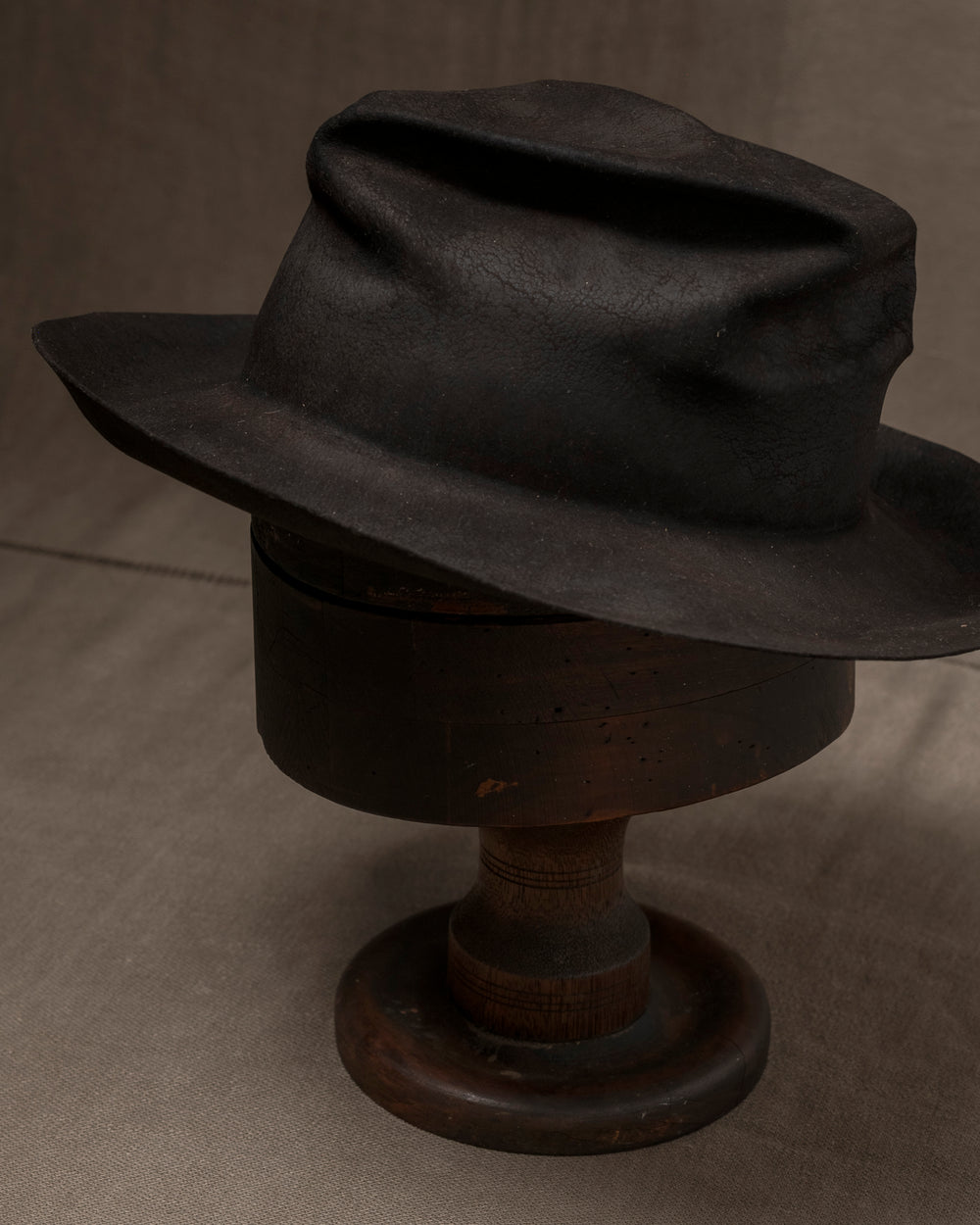 BHDS008 Beaver Fur Felt - Black HB