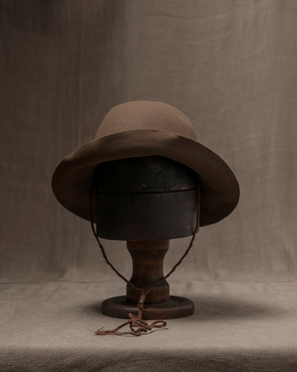 RHSOL007 Rabbit Fur Felt - Taupe EB