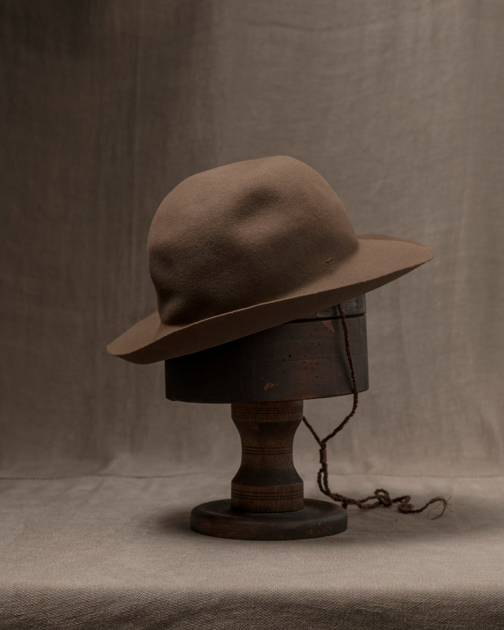 RHSOL007 Rabbit Fur Felt - Taupe EB