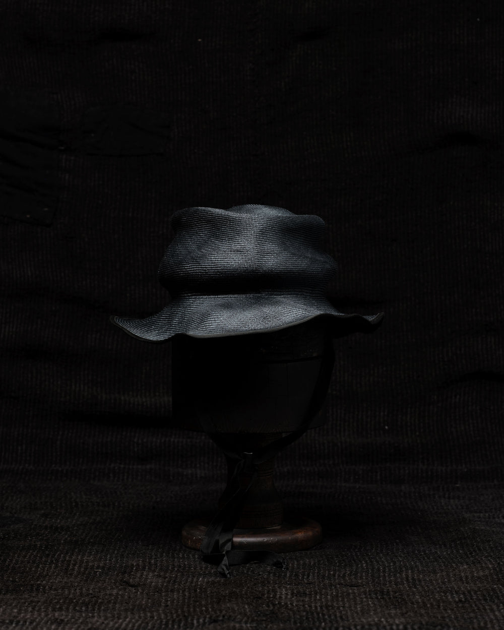 SHVBK007 Antique Sisal Straw Hat O/S - Black
