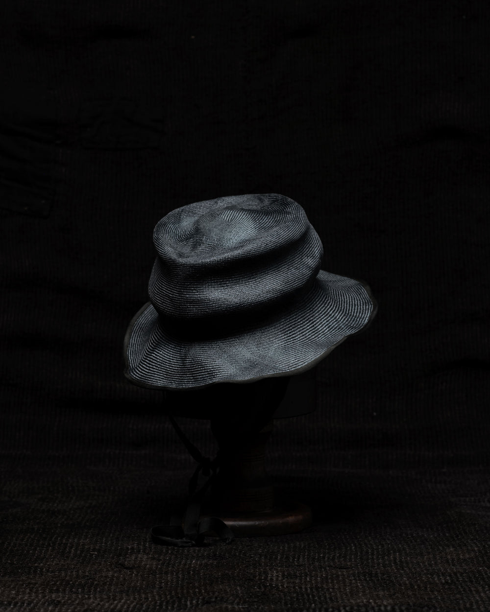 SHVBK007 Antique Sisal Straw Hat O/S - Black