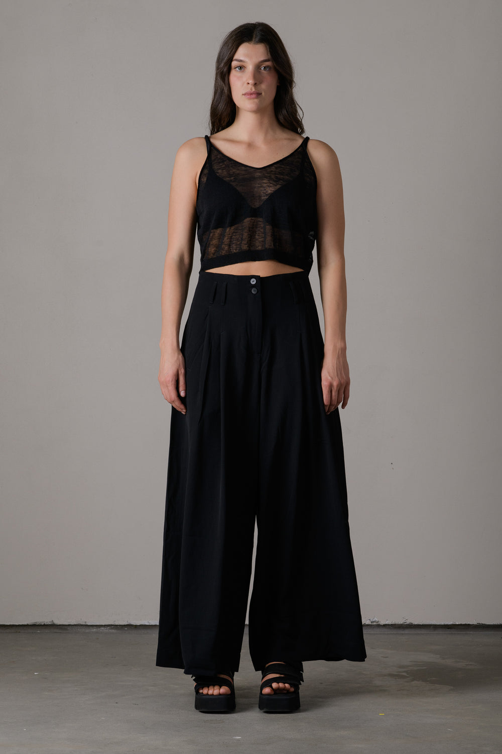 Linen Short Top Black