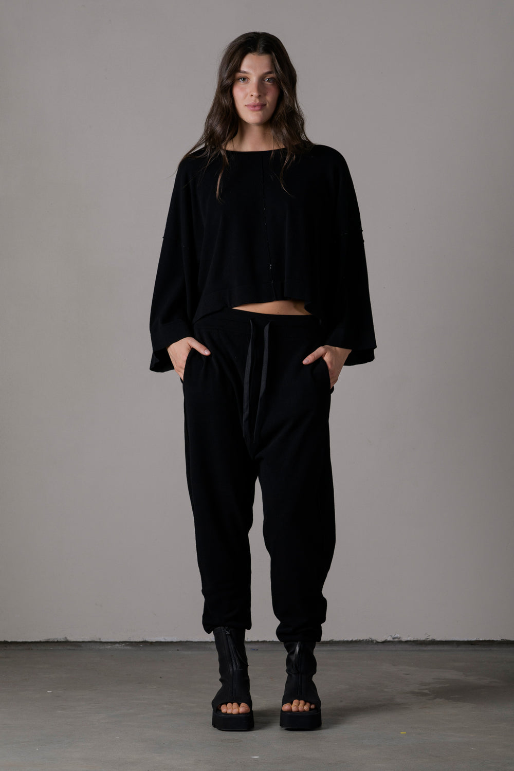 Viscose Boxy Knit Wide Sleeves w/ Split & Contrast Stitch