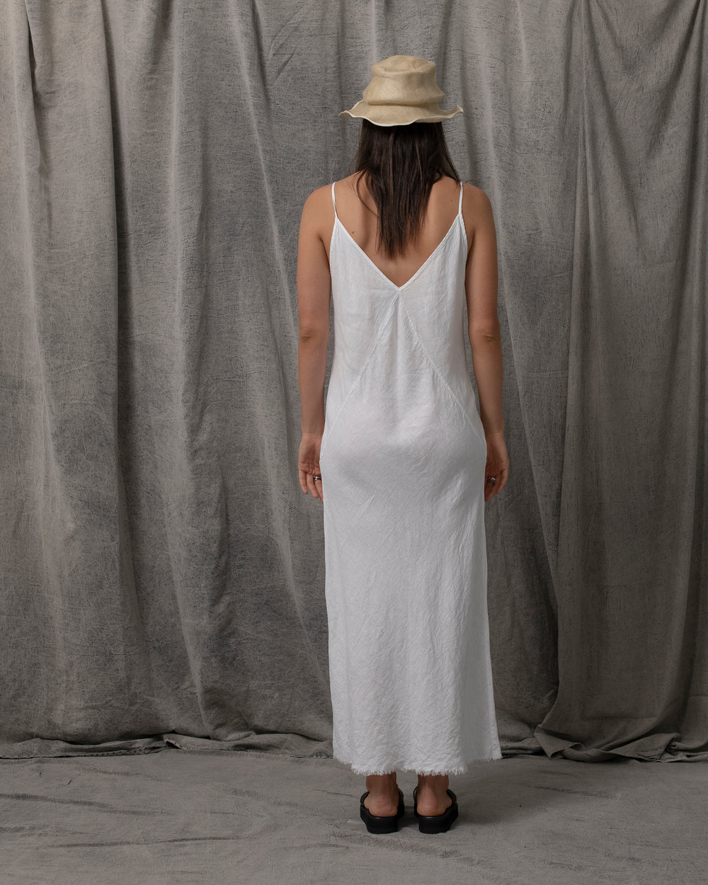 Sia Dress Linen White