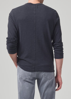 Classic Henley in Washed Black