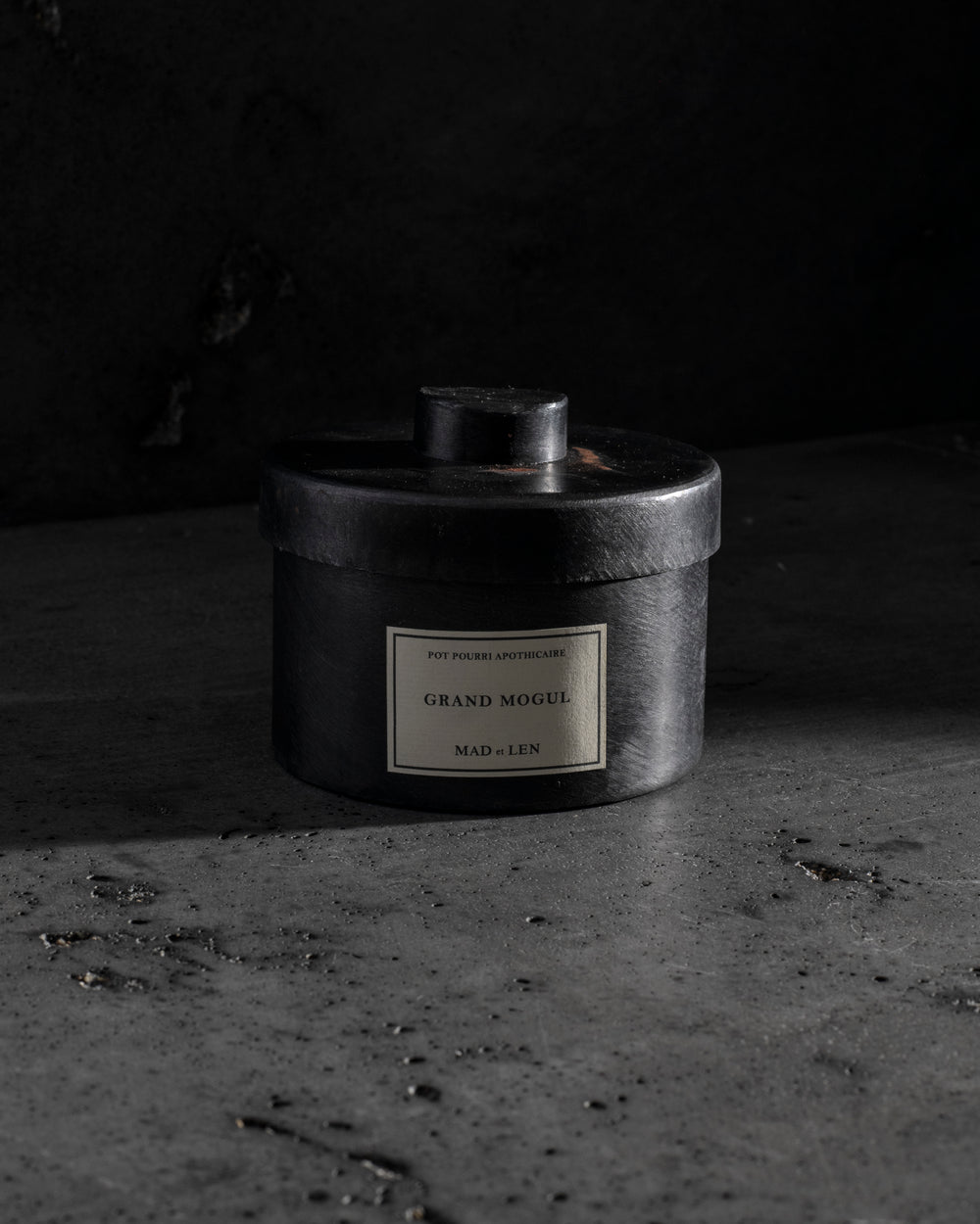 Pot Pourri Apothicaire Petit Lava Rock + Grand Mogul (15ml)