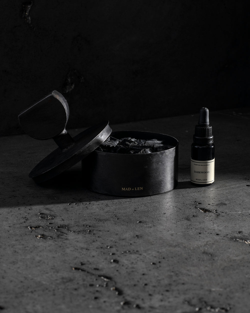 Pot Pourri Totem Half Moon Outre Noir + Darkwood