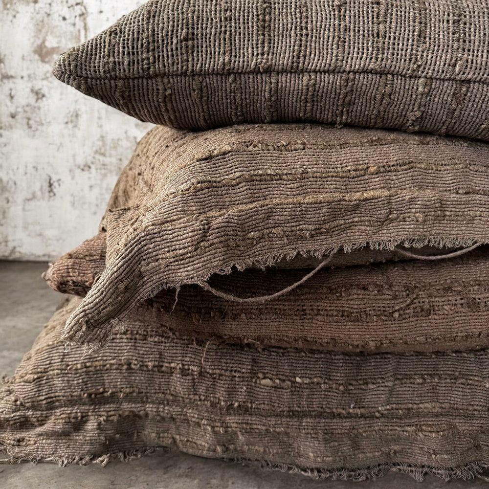 Euro Plain Nomad Silk Ash Brown 65cm