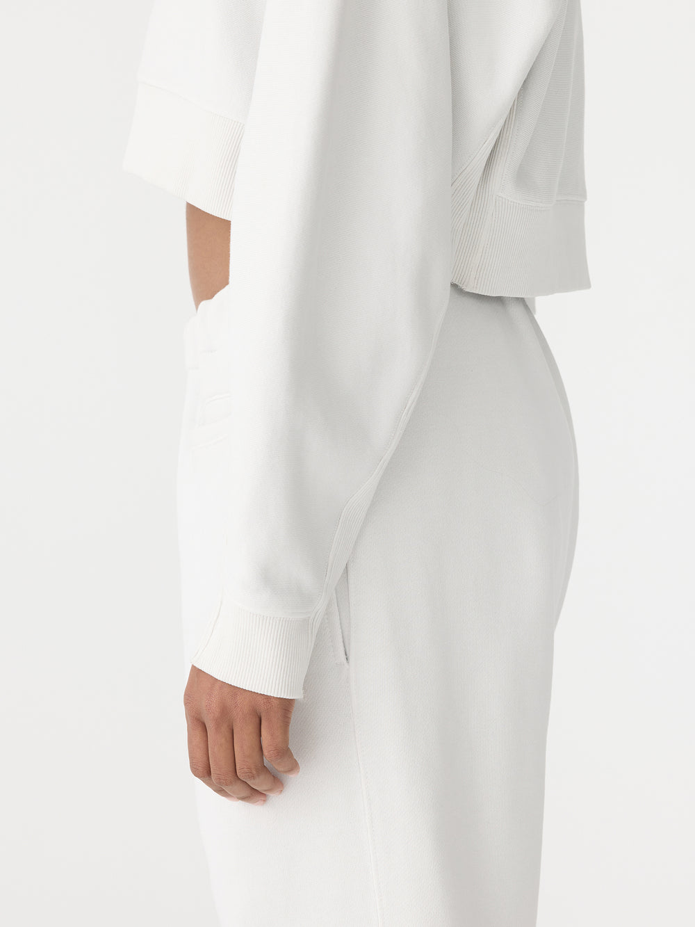 Boxy Cropped V Neck Sweat Antique White